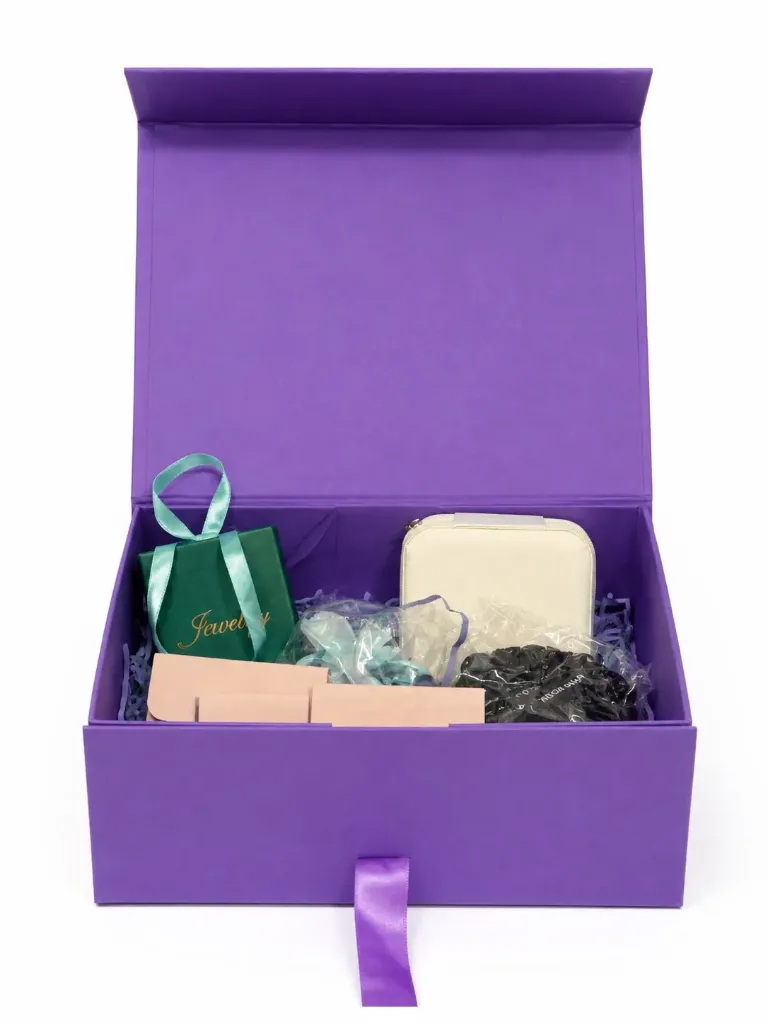 Ribbon Hamper 1